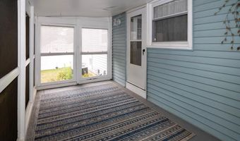 6 S BELL Rd, Bellmawr, NJ 08031