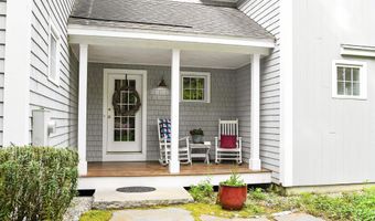 2 Parker Farm Ln, Amherst, NH 03031