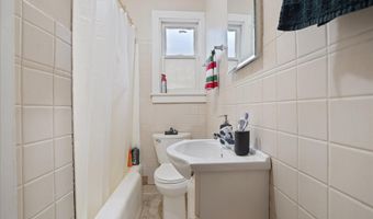 300 FRIEDENSBURG Rd, Reading, PA 19606