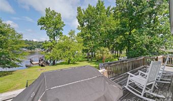 1954 White Rd, Camden, SC 29020