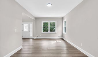 70 SEURAT St, Barnegat, NJ 08005