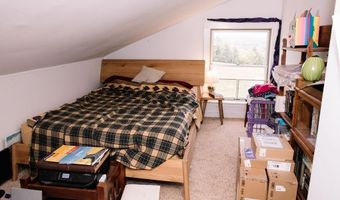 2113 Max Gray Rd, Calais, VT 05667