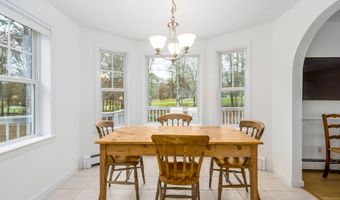 189 Dromoland Ln, Barnstable, MA 02630