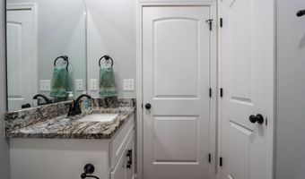 156 DEERFIELD Cir, Anniston, AL 36207