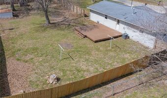 710 Field St, Altamont, IL 62411