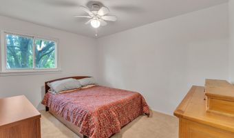 2840 Tuebingen Pkwy, Ann Arbor, MI 48105