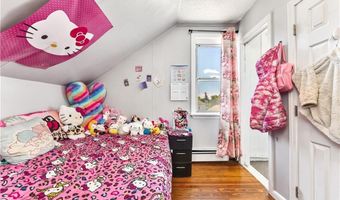 203 Farmington Ave, Cranston, RI 02920