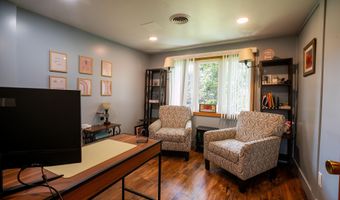 875 Hammond St, Bangor, ME 04401