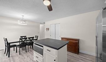 6409 Alpha Dr, Alton, IL 62002
