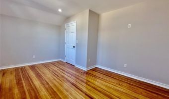 4 Arcade St, Johnston, RI 02919