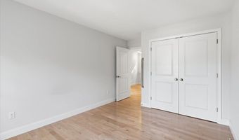 25 Staniford Farm Rd, Burlington, VT 05408