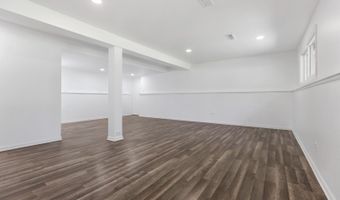 1750 W Woodland Ave, Addison, IL 60101