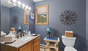 129 Woodbury, Blakeslee, PA 18610