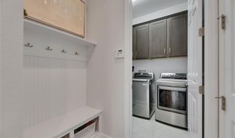 7420 PARADISO Dr, Apollo Beach, FL 33572