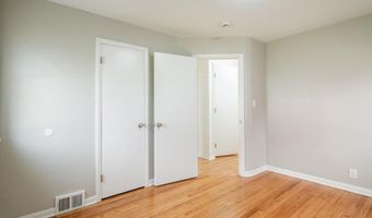 9250 Rosedale Blvd, Allen Park, MI 48101