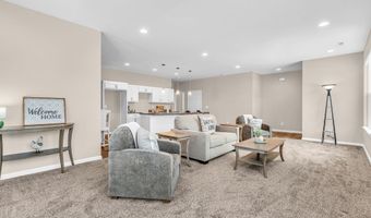 7749 Silver Fox Dr, Indianapolis, IN 46217
