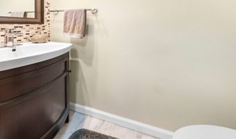 4 Brightwood Ln, Bedminster, NJ 07921