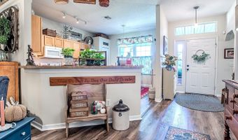 926 DEKLEVA Dr, Apopka, FL 32712