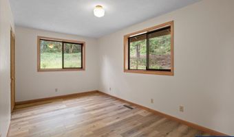 90278 Hill Rd, Springfield, OR 97478
