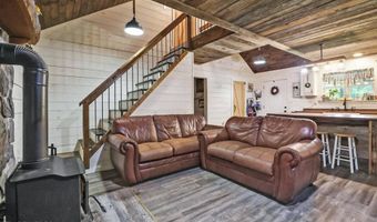 2230 Shirley Rd, Allardt, TN 38504