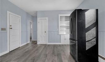 78 Old Oak Ave 2, Cranston, RI 02920