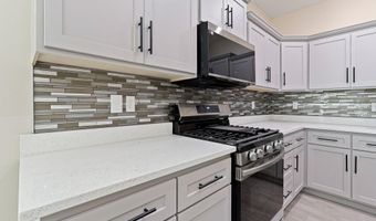 9853 La Morenita Cir, Socorro, TX 79927