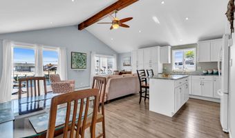 209 Fernwood Dr, Bayville, NJ 08721