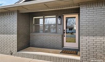 906 Convair St, Bentonville, AR 72712