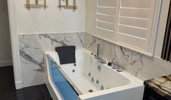 1016 Sheryl Ln, Altus, OK 73521