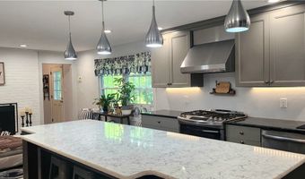 1629 Winterhaven Ave, Ashtabula, OH 44004