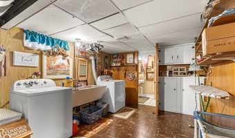 9869 Melbourne Ave, Allen Park, MI 48101