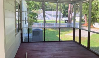 1101 N Poplar St, Aberdeen, NC 28315