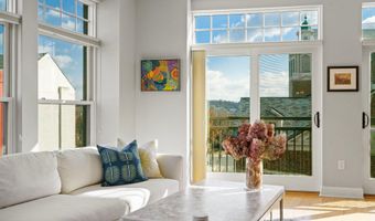 17 Chapel St Apt 402, Albany, NY 12210