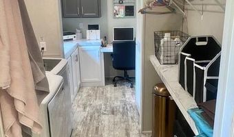 503 Hilltop Ln, Anderson, MO 64831