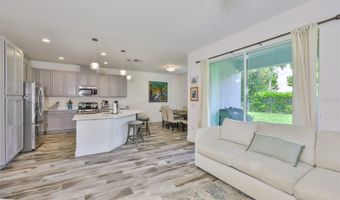 6215 VOYAGERS Pl, Apollo Beach, FL 33572
