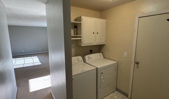 217 7th St, Fernley, NV 89408