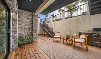 812 N Cleveland St 1, Oceanside, CA 92054