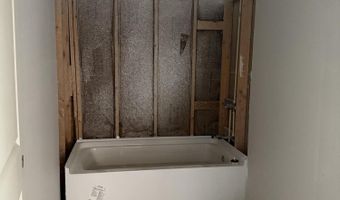 19298 Cressie Ln, Altha, FL 32421