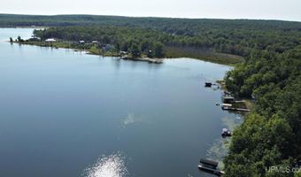 W16468 S Hilbert Dr, Armstrong Creek, WI 54103