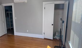 35 Elm St B, Newport, RI 02840