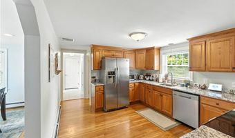 54 Novelty Rd, Warwick, RI 02889