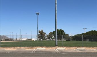 21922 Ottawa 13, Apple Valley, CA 92308