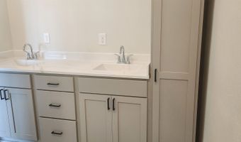 404 Chad Trl, Arlington, WI 53911