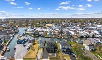 83 Central Ave, Amityville, NY 11701