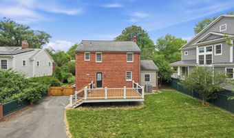 6524 27TH St N, Arlington, VA 22213