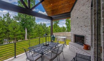 7400 Northwood Dr, Benton, AR 72019