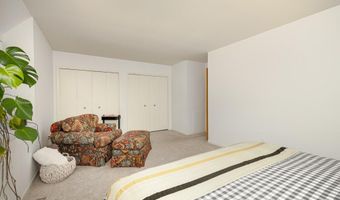12 Haverhill Ct, Ann Arbor, MI 48105