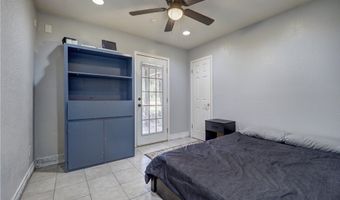 912 S 7th St, Aransas Pass, TX 78336