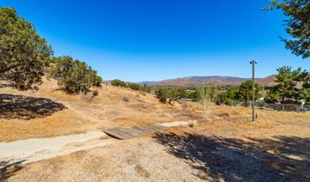 2726 Bent Spur Dr, Acton, CA 93510