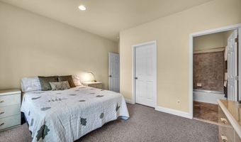 284 Northington Dr, Avon, CT 06001